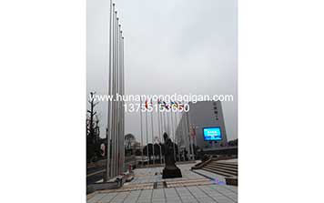 錐形電動(dòng)內(nèi)置式旗桿