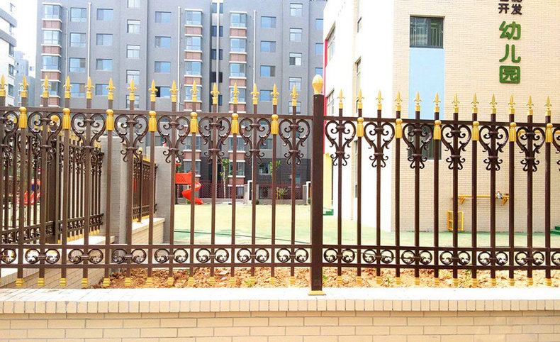 鋁合金護(hù)欄