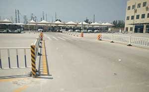 東明縣運輸公司客運站護欄案例 - 中出網(wǎng)-智能出入口與停車充電門戶