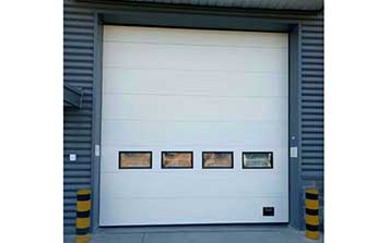 工業(yè)滑升門