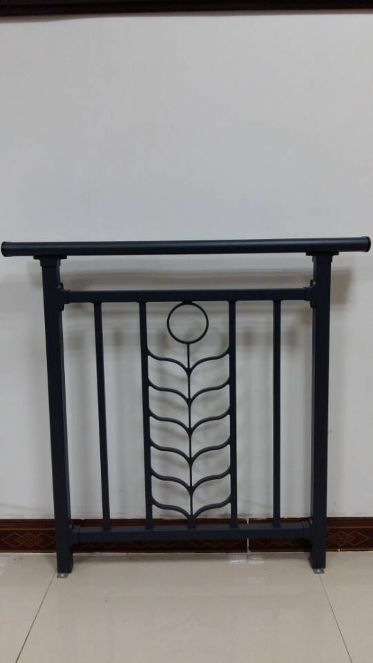 陽(yáng)臺(tái)護(hù)欄