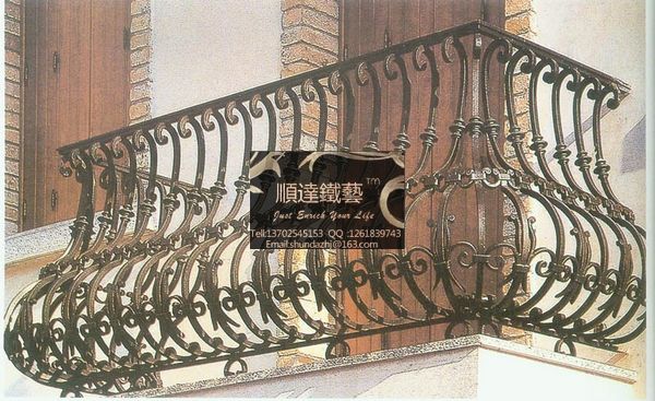 陽(yáng)臺(tái)圍欄