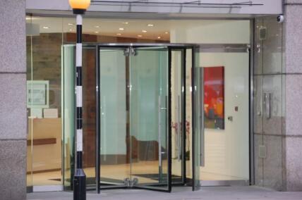 凱必盛自動旋轉(zhuǎn)門