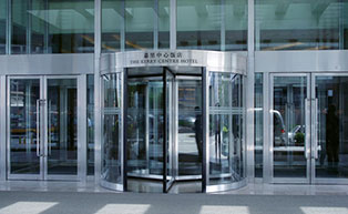 北京CBD嘉里中心旋轉(zhuǎn)門工程案例 - 中出網(wǎng)-智能出入口與停車充電門戶