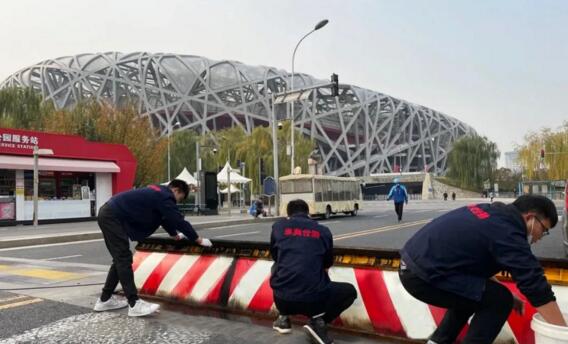 卓奧世鵬以行動踐行使命 ——加強重點單位設備巡檢，全力保障全國兩會周界安全