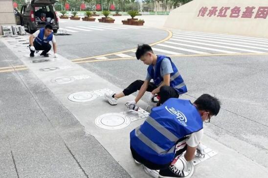 【卓奧世鵬】不畏盛夏酷暑，撐起平安“保護(hù)傘”