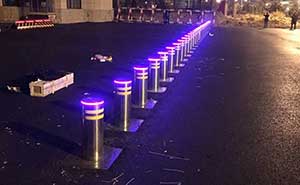 福建武警學(xué)院升降柱案例 - 中出網(wǎng)-智能出入口與停車充電門戶