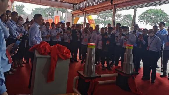 200多位精英合作商蒞臨參觀工廠