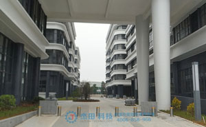 廈門同安孵化基地創(chuàng)業(yè)園升降柱案例 - 中出網(wǎng)-智能出入口與停車充電門戶