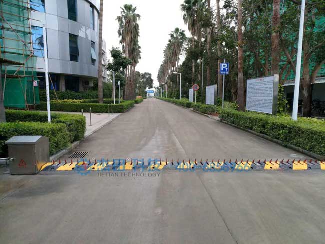 廈門高殿水廠破胎器案例 - 中出網-智能出入口與停車充電門戶