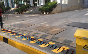 玉溪市消防支隊(duì)破胎器案例 - 中出網(wǎng)-智能出入口與停車充電門戶