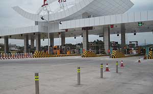 上杭高速升降柱案例 - 中出網(wǎng)-智能出入口與停車充電門戶