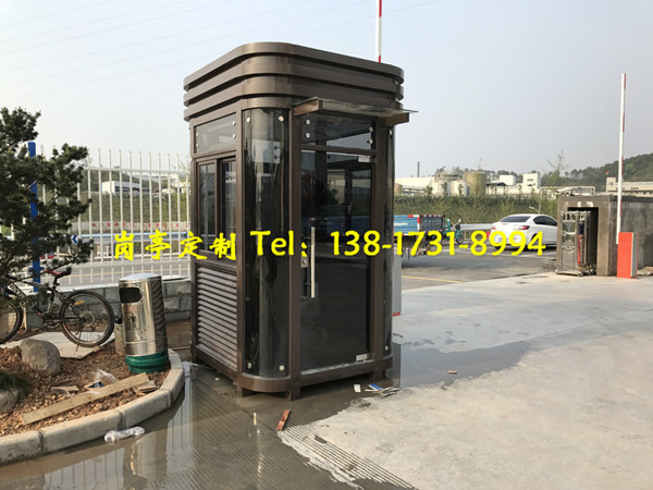 小區(qū)保安崗?fù)? /></div>
        <div   id=