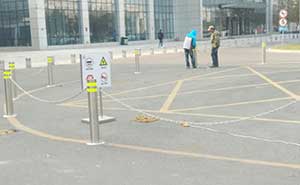 北京亦莊國(guó)際生物醫(yī)藥園不銹鋼防撞柱安裝實(shí)例