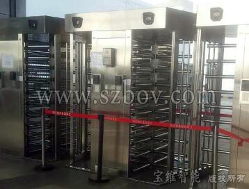 陽江核電站-全高轉(zhuǎn)閘通道閘案例 - 中出網(wǎng)-智能出入口與停車充電門戶