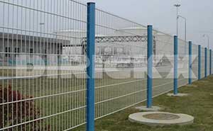 廣州白云國際機(jī)場護(hù)欄案例