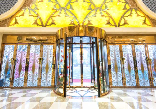 兩翼自動(dòng)旋轉(zhuǎn)門