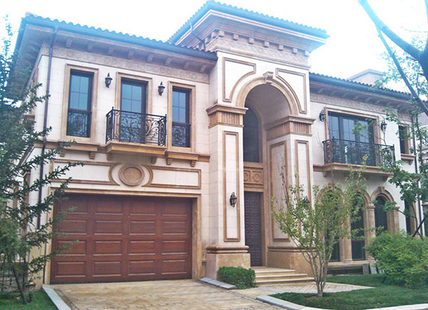 卷簾車庫(kù)門