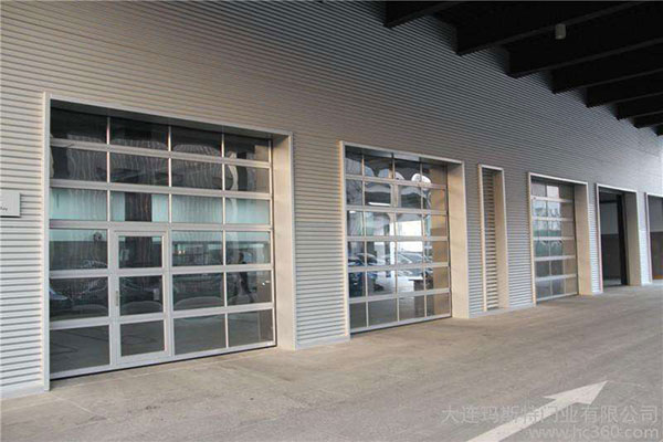 卷簾車庫(kù)門