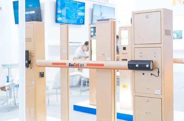 藍卡科技本次帶來了AIoT無人化停車場管理系統(tǒng)