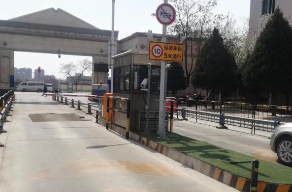 德亞ETC+車牌識別雙識別系統(tǒng)助力銀川燕鴿湖實現高效率通行