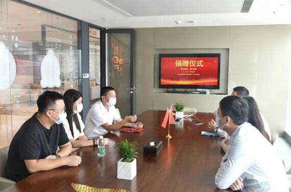 馳援商場(chǎng)-華潤萬象城