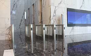 四川航空大廈通道閘案例