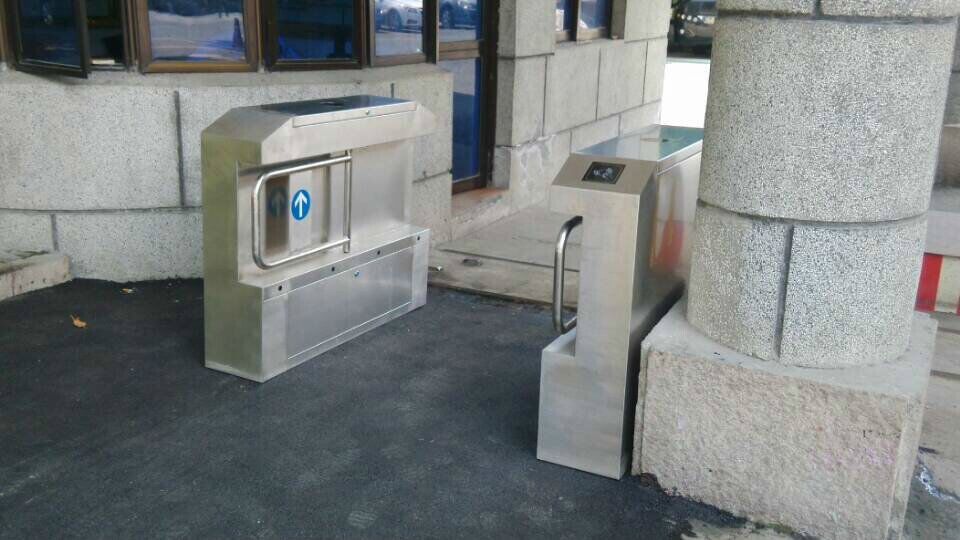 浙江溫州特警隊擺閘案例