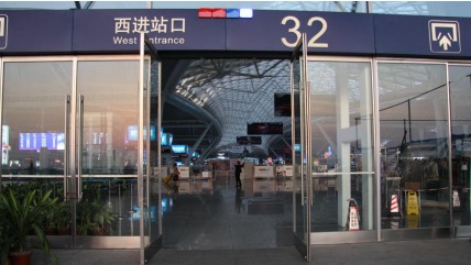 AK200商業(yè)自動平移門