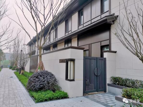 龍湖?長灘原麓新中式合院門