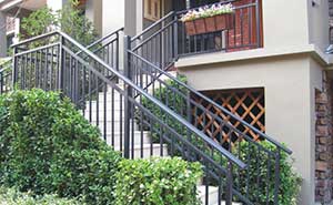 湖南衡陽小區(qū)樓梯護欄案例 - 中出網(wǎng)-智能出入口與停車充電門戶