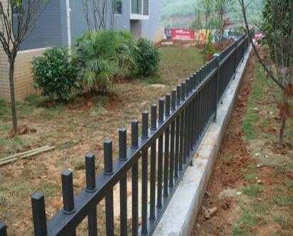 護(hù)欄 - 圍欄柵欄