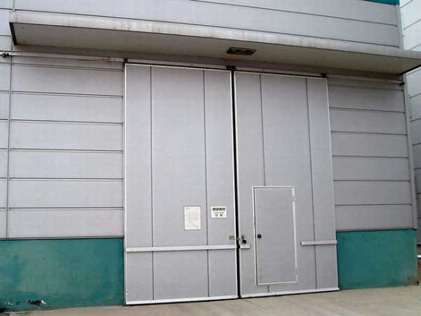 工業(yè)推拉門