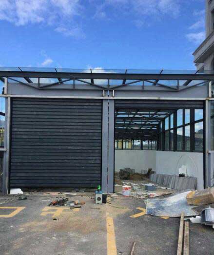 鋁合金工業(yè)車庫(kù)門