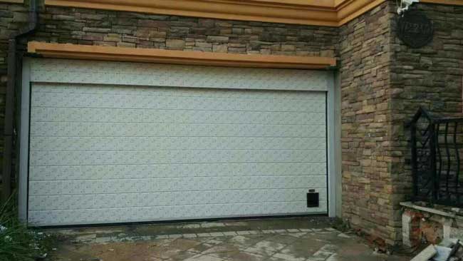 別墅車(chē)庫(kù)門(mén)鋁合金