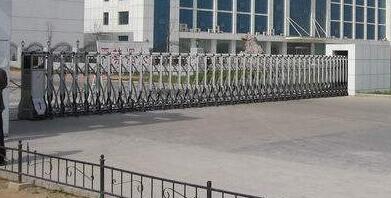 石家莊創(chuàng)新國際學校采購石家莊出安智能電動伸縮門