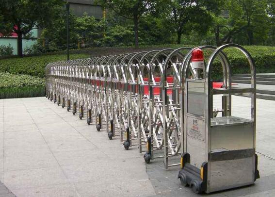 杭州出安智能電動伸縮門成杭州娃哈哈雙語學校的安全看護