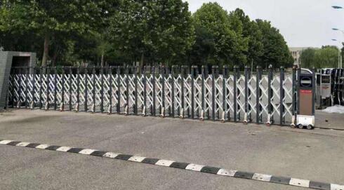 綠城曉風印月選擇杭州出安智能為電動伸縮門供貨商