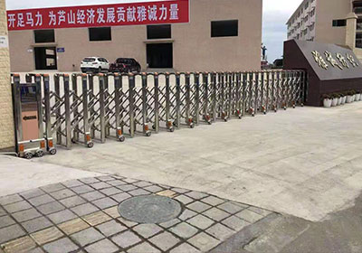 悅動工程案例 - 中出網(wǎng)-智能出入口與停車充電門戶