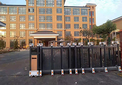 藍鉆系列案例 - 中出網(wǎng)-智能出入口與停車充電門戶