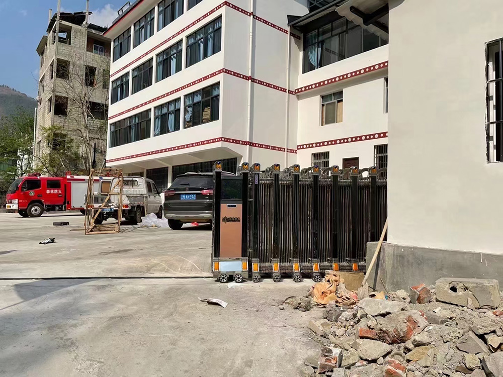 藍(lán)鉆系列案例 - 中出網(wǎng)-智能出入口與停車(chē)充電門(mén)戶(hù)