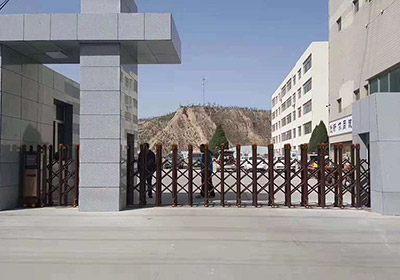 變形金剛系列案例 - 中出網-智能出入口與停車充電門戶