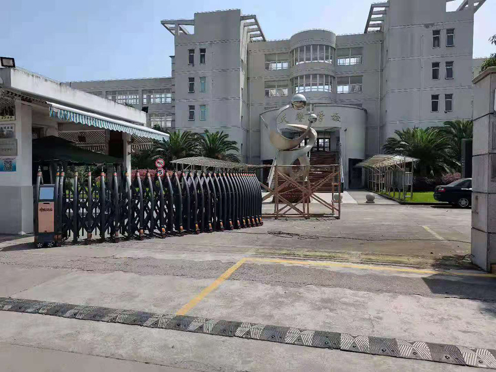 奔騰工程案例 - 中出網(wǎng)-智能出入口與停車充電門戶