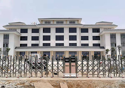 步步高系列案例 - 中出網(wǎng)-智能出入口與停車充電門戶