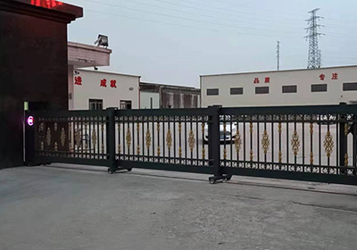 段滑門系列工程案例 - 中出網(wǎng)-智能出入口與停車充電門戶