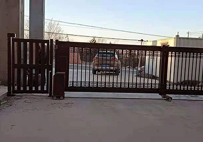 段滑門系列工程案例 - 中出網(wǎng)-智能出入口與停車充電門戶