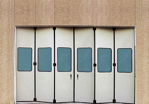 工業(yè)折疊門