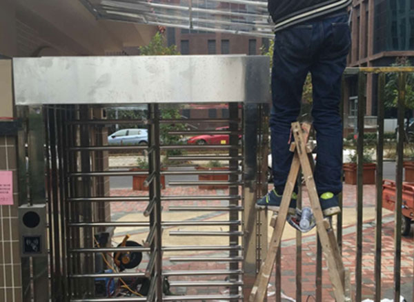 熱烈祝賀武漢出安智能通道閘進駐武漢歐亞達云臺