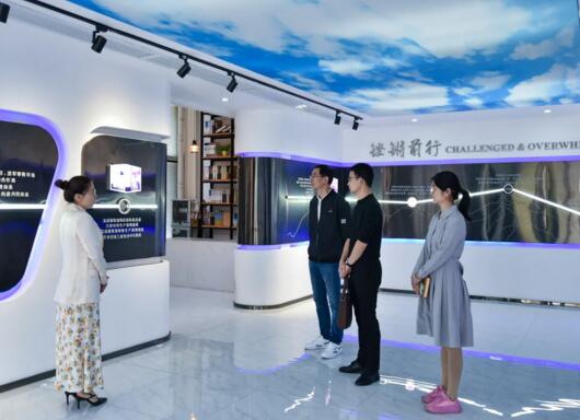 長沙市裝配式建筑產(chǎn)業(yè)技術(shù)創(chuàng)新戰(zhàn)略聯(lián)盟領(lǐng)導(dǎo)一行蒞臨湘聯(lián)參觀考察