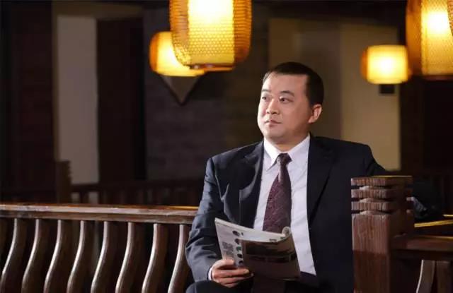 湘聯(lián)陳為軍先生榮獲中國建筑遮陽行業(yè)十大領(lǐng)軍人物